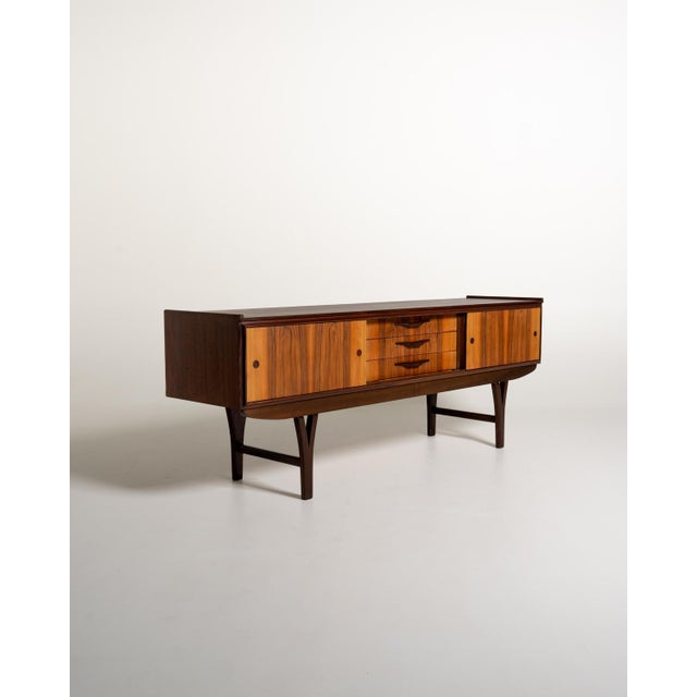 Scandinavian Sideboard in Rosewood and Oak, 1960s For Sale - Image 4 of 12