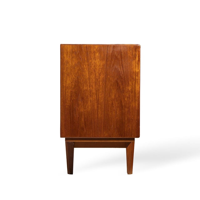 Dyrlund Henry Rosengren Hansen for Dyrlund Mid Century Danish Teak Credenza For Sale - Image 4 of 8