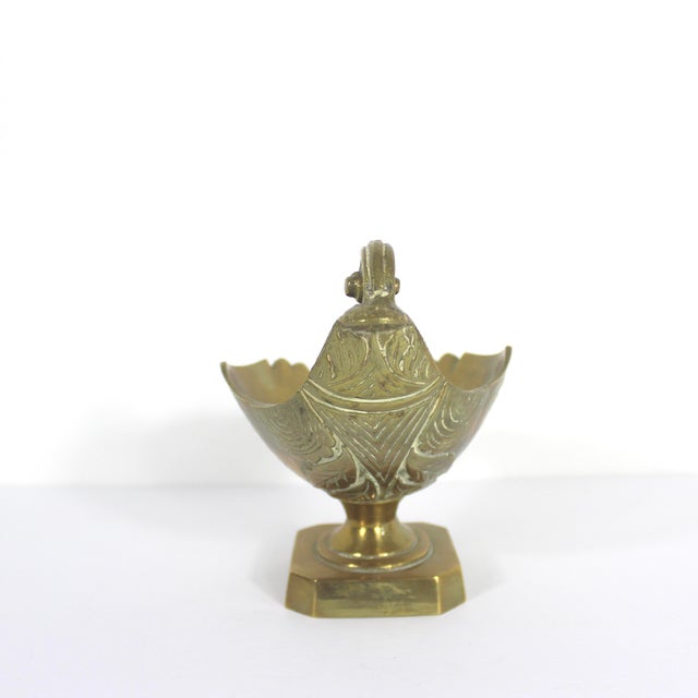 Hollywood Regency Vintage Brass Candle Holder Chamberstick For Sale - Image 3 of 9