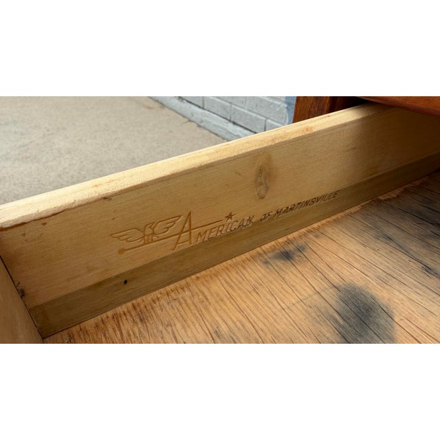 American of Martinsville Mid-Century Modern Two Tier Step Table, Circa 1965 For Sale In Denver - Image 6 of 9