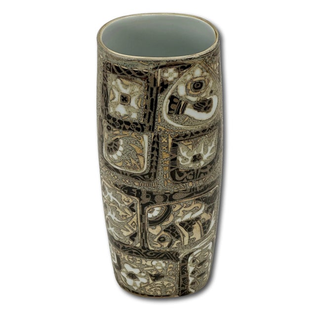 Oxblood Red Vintage Mid Century Royal Copenhagen Denmark Nils Thorsson Baca Design Ceramic Vase - 11 1/2 Inches Tall For Sale - Image 8 of 12