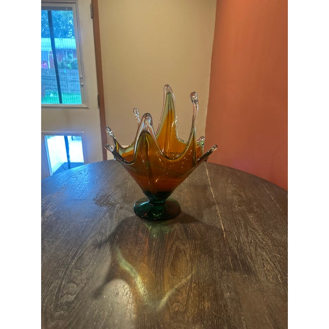 1970s Vintage Large Chalet Canada Amber Glass Centerpiece Bowl For Sale - Image 10 of 18