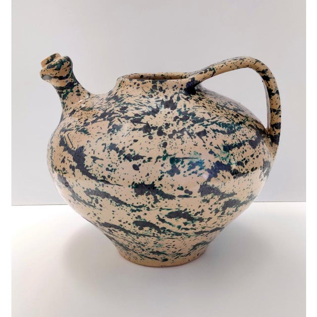 Vintage Beige and Green Lacquered and Terracotta Vase, Deruta, Italy, 1950s For Sale - Image 10 of 10