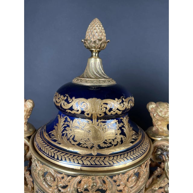 19th Century Pair of French Ormolu Sevres Porcelain Urns For Sale - Image 4 of 15