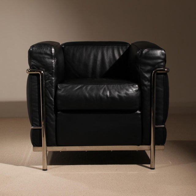 LC2 Armchairs by Le Corbusier, P. Jeanneret, C. Perriand for Cassina, Italy, 1928, Set of 2 For Sale - Image 14 of 18