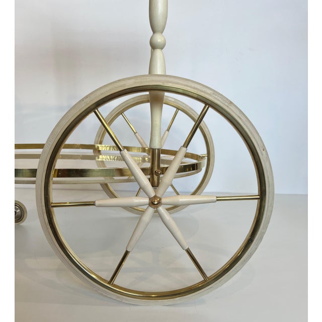 1940s Italian oval drinks trolley in brass and lacquered wood For Sale - Image 9 of 12