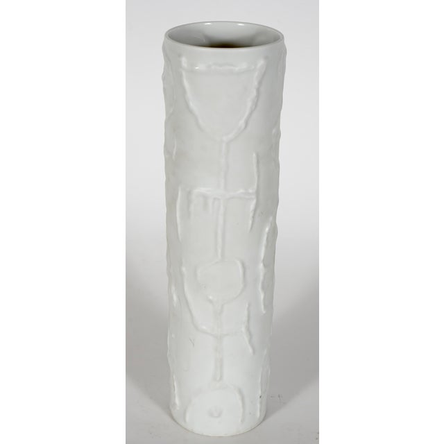 Mid-Century Modern Mid 20th Century Abstract Porcelain Vase by Cuno Fischer for Rosenthal For Sale - Image 3 of 5