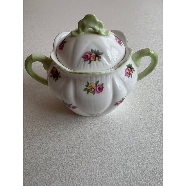 1960s Shelley Fine Bone China Service for Twelve- 92 Pieces For Sale In Miami - Image 6 of 12