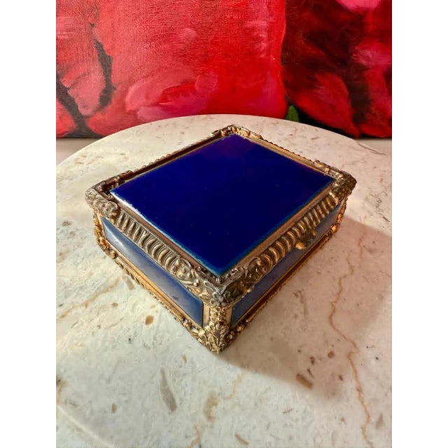 Royal Bovano Italian Style Cobalt Blue Enamel Vintage Cigarette Case or Jewelry Box From the 1950s or 1960s For Sale - Image 11 of 12