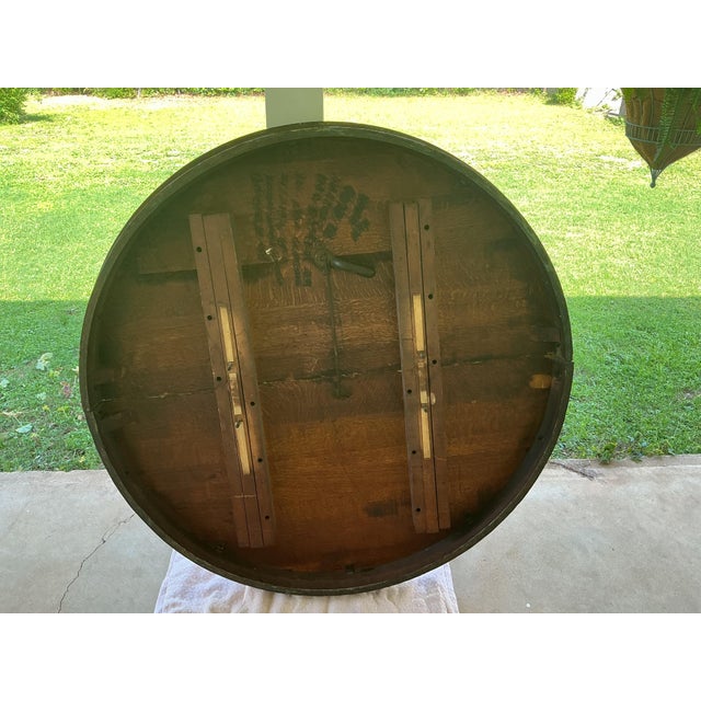 Brown 1940s Banta Quarter Sawn Oak Round Dining Table For Sale - Image 8 of 14