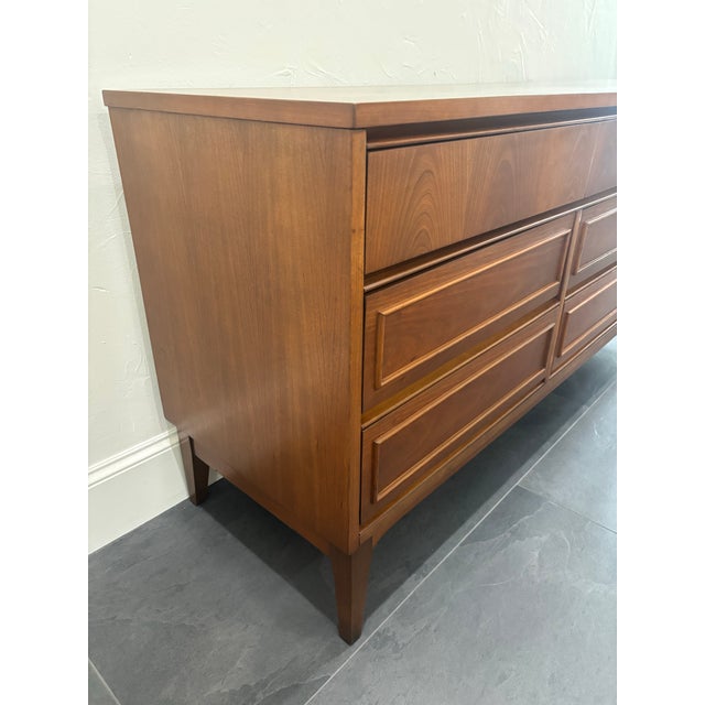 Mid 20th Century Triple Dresser For Sale In Dallas - Image 6 of 10