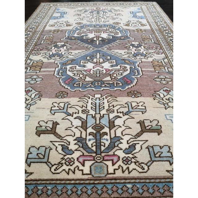 1980s Vintage Turkish Hand-Knotted Oushak Rug For Sale - Image 5 of 13