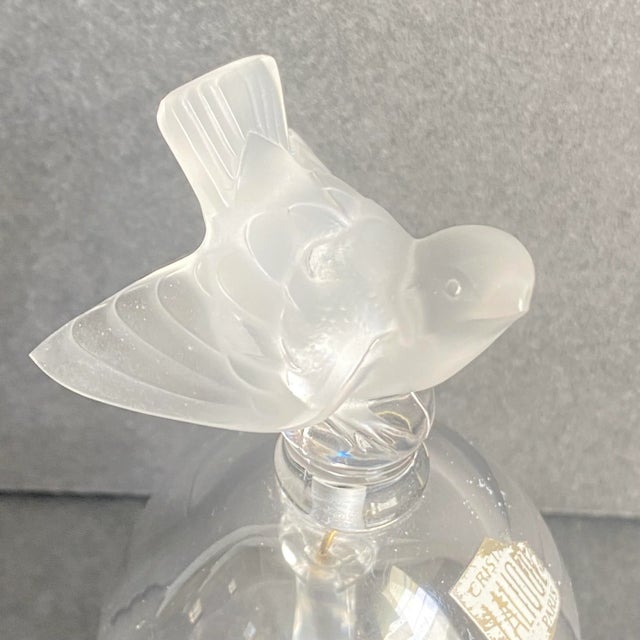 工芸品 VINTAGE LALIQUE Vintage Lalique Dampierre Bird Crystal Vase, Lalique Footed