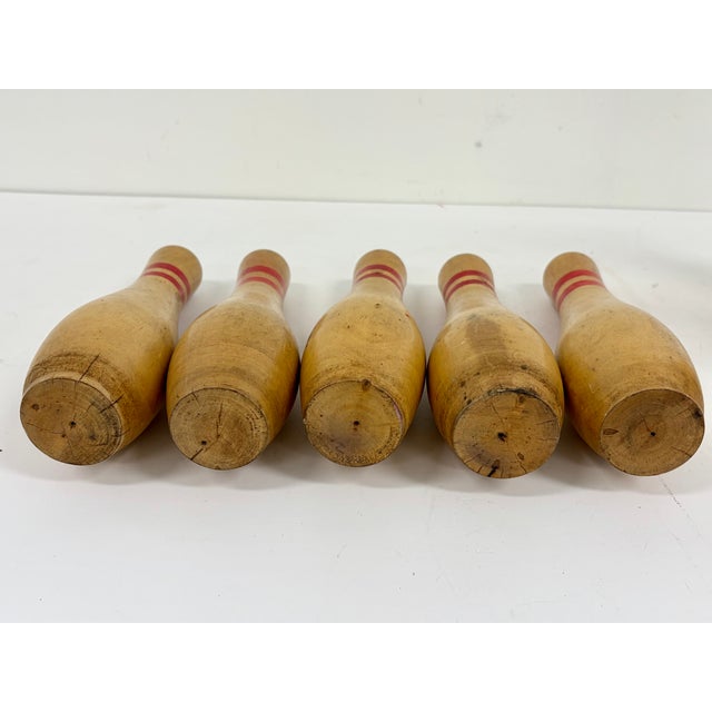 Vintage Set of 9 Wooden Bowling Pins For Sale In Orlando - Image 6 of 6