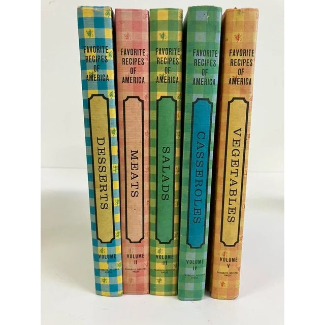 Complete 5-volume set of Favorite Recipes of America, published in the 1960s by Favorite Recipes Press. Titles include...
