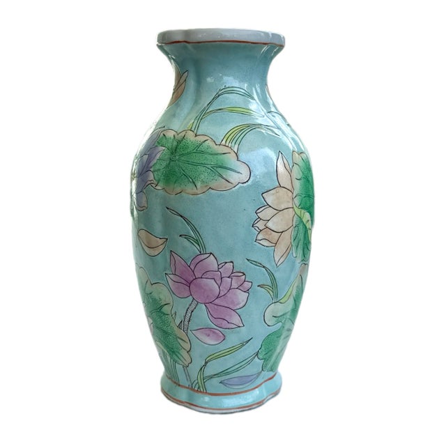 Vintage Late 20th Century Pastel Waterlily Chinoiserie Vase For Sale In New York - Image 6 of 10