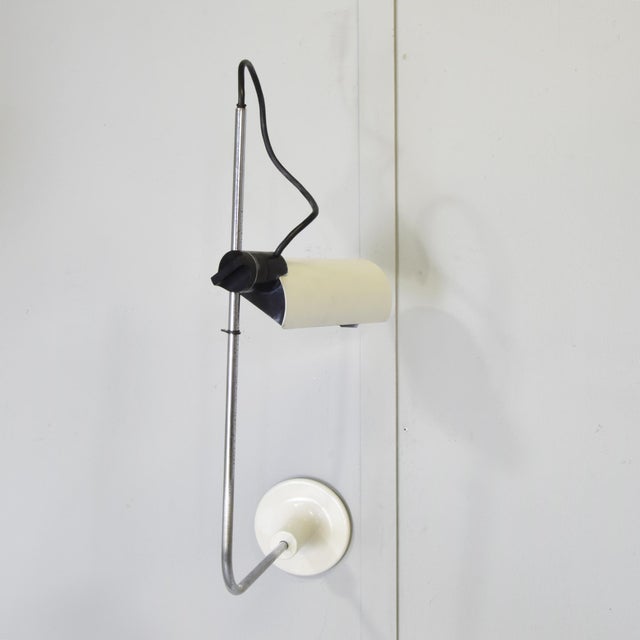 White Adam Wall Lamps in Chrome Steel and Lacquered Metal by Vico Magistretti for O-Luce, 1975, Set of 2 For Sale - Image 8 of 13