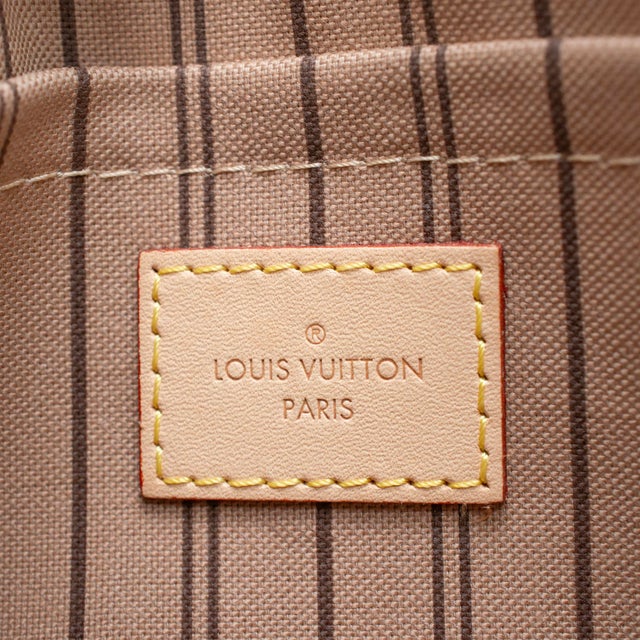 Louis Vuitton Neverfull Monogram Canvas Gold-Tone Hardware Wristlet Bag For Sale - Image 9 of 11