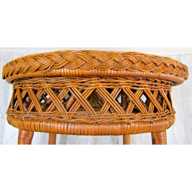 Vintage Wicker Over Rattan Round End/Side Table Circa 1960s For Sale In Miami - Image 6 of 11