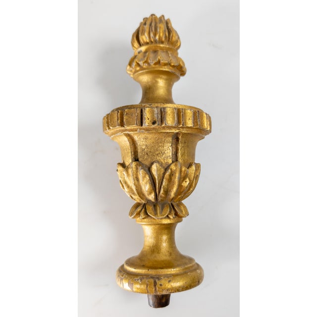 19th Century Carved Giltwood Flaming Urn Finial in Georgian or Federal Style For Sale - Image 4 of 10