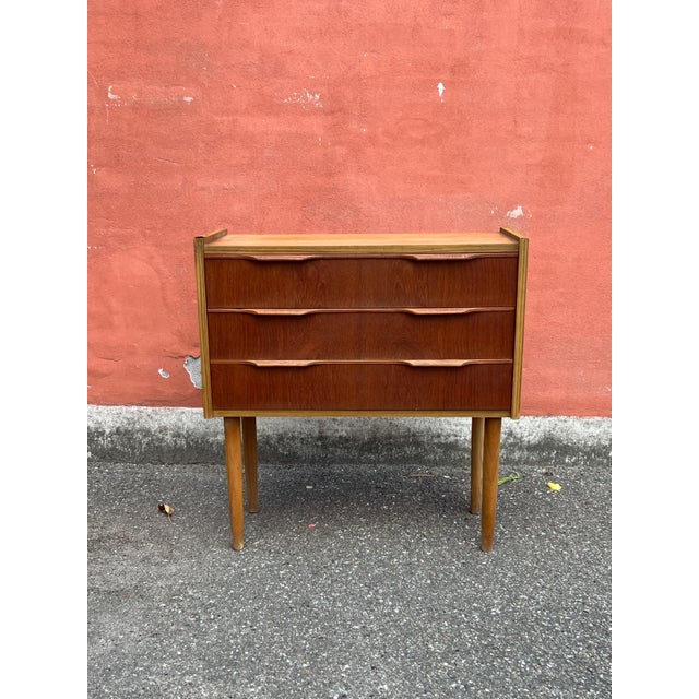 Vintage Danish Teak Chest of Drawers, 1960s For Sale - Image 11 of 11