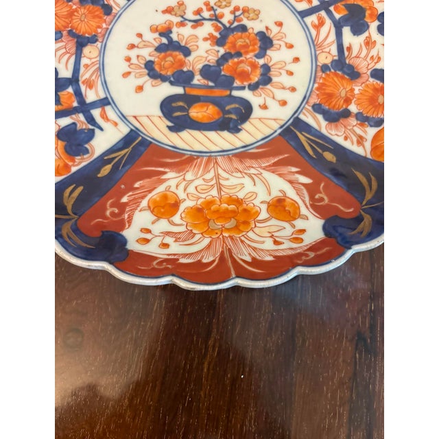 Antique Japanese Imari Porcelain Plates with Scalloped Edge, 1900, Set of 2 For Sale - Image 4 of 16
