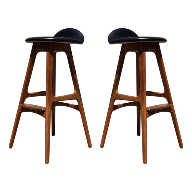 Erik Buch for Oddense Maskinsnedkeri o.d. Mobler Danish Teak Barstools For Sale