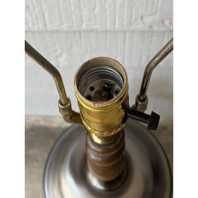 Wood 1960s Mid-Century Hollywood Regency-Style Wood & Gray Metal Leviton Lamps - a Pair For Sale - Image 7 of 10