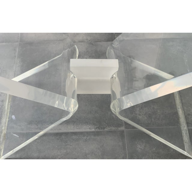 Transparent Lucite & Glass 'Lion in Frost' Dining Table For Sale - Image 8 of 10
