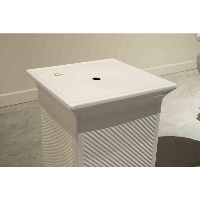 Large Classic Style Bowl and Base in Glazed White Ceramic, 20th Century, Set of 2 For Sale - Image 10 of 14