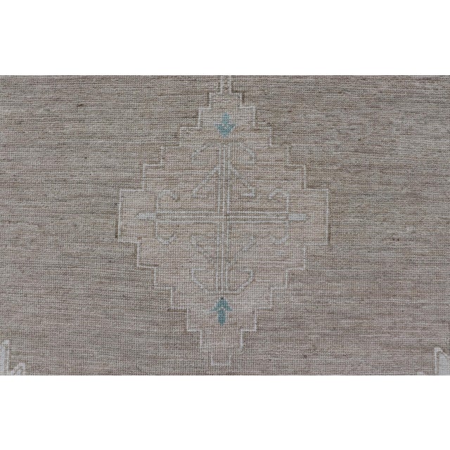 Oushak Rug With a Taupe Base and Soft Ivory, Light Blue Accents 10'0 X 14'4 For Sale In Atlanta - Image 6 of 12