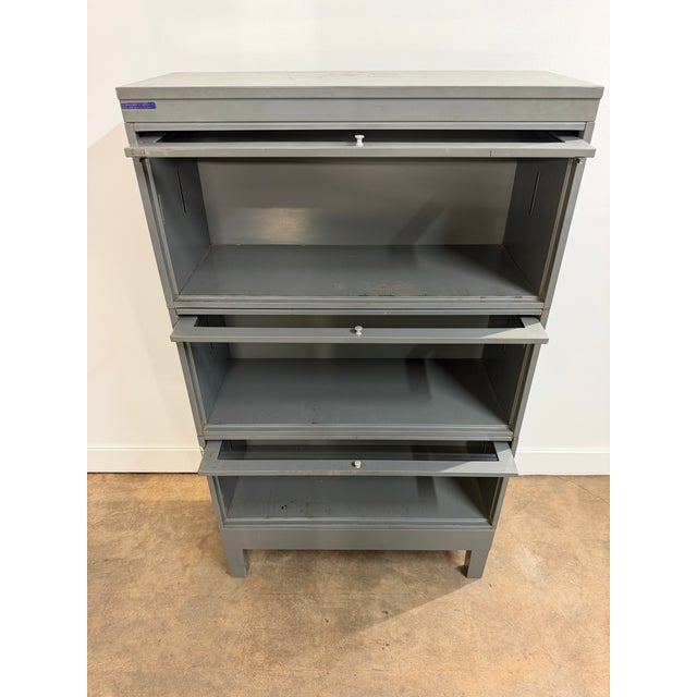 Vintage Industrial Steel Three-Stack Barrister Bookcase, u.s. Government Provenance For Sale - Image 4 of 15
