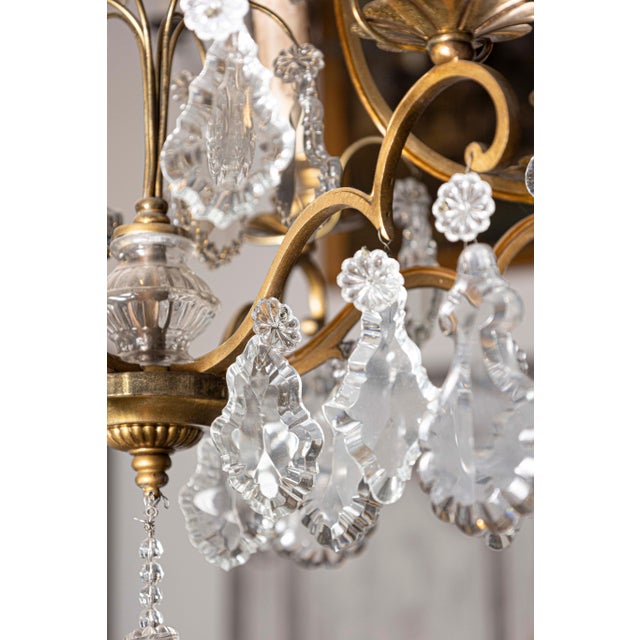 French Six-Light 1890s Crystal Chandelier with Brass Armature and Pendeloques For Sale - Image 9 of 12