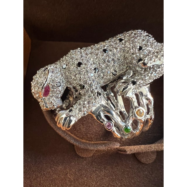 Bochic “Orient” Multi Sapphire & Ruby Panther Vintage Ring Set In 18 K Gold & Silver For Sale - Image 4 of 9