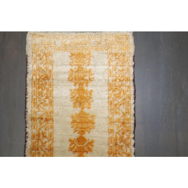 Early 20th Century Zabihi Collection Turkish Angora Oushak Runner - 1'3" x 5'6" For Sale In New York - Image 6 of 7