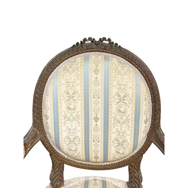 19th Century French Louis XVI Walnut Armchair ~ Fauteuil For Sale In New York - Image 6 of 8