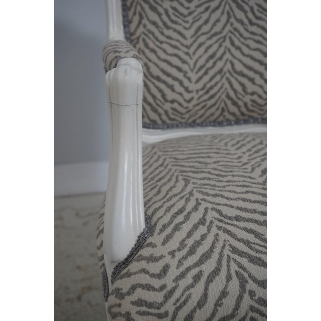 White Set of 10 MGM White Painted Louis XV Dining Chairs For Sale - Image 8 of 18