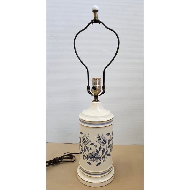 A Mid-Century Crackled Finish Porcelain Off-White and Blue Flower Jar Table Lamp. Measures 7.5" in width, 6.5" in depth...
