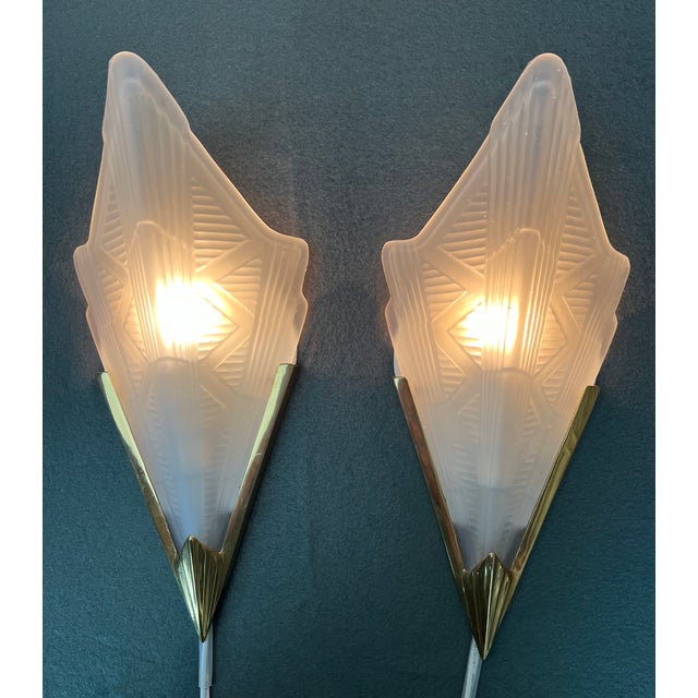Metal Art Deco Style Triangle Glass Brass Wall Lights Sconces, Sweden, 1980s, Set of 2 For Sale - Image 7 of 14