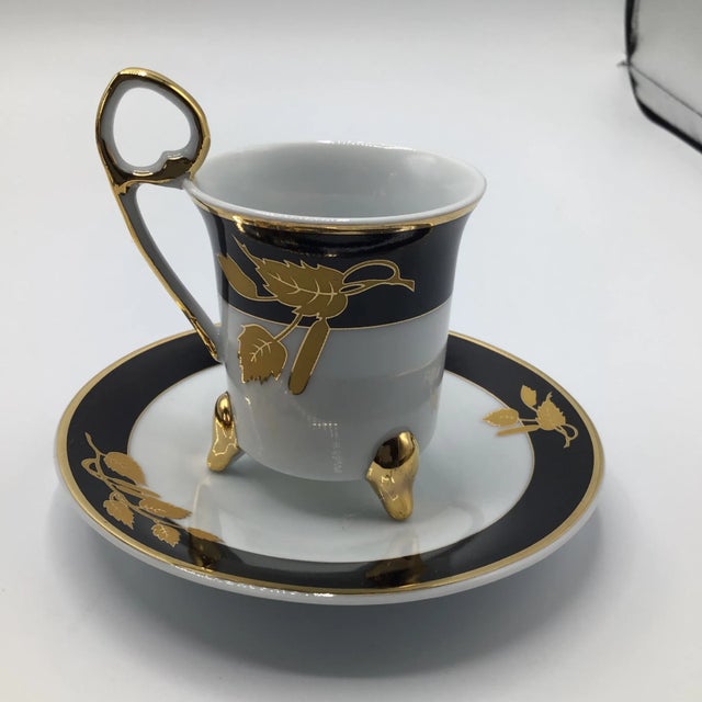 1970s TIger Yedi Porcelain Japan Style 12 Piece Demitasse Tea Cup Set W/ Box For Sale - Image 5 of 13