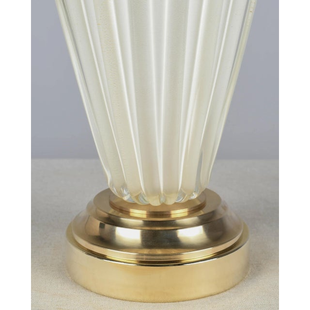 White Seguso White Murano Glass Mid Century Lamp For Sale - Image 8 of 11