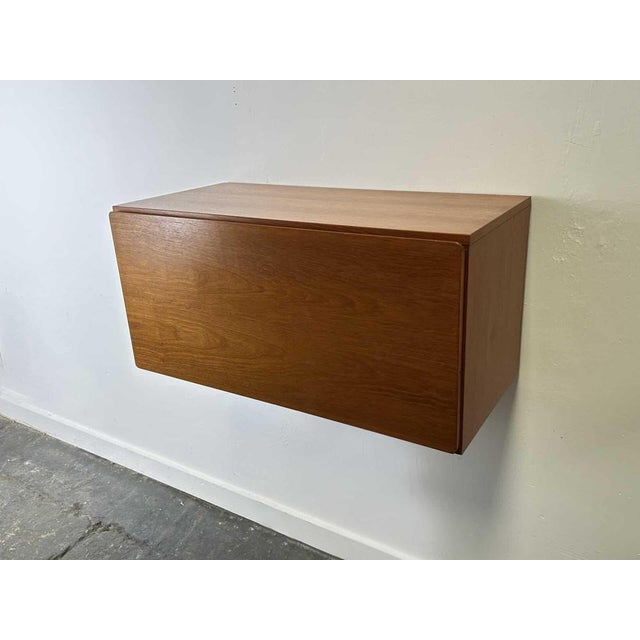 Mid-Century Wall-Mounted Illuminated Drop-Front Desk Cabinet by Beaver & Tapley For Sale - Image 12 of 12
