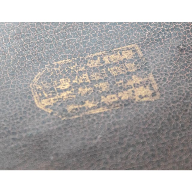 Large Chinese Platter in Black Lacquered Gilt Hand Painted 1940s For Sale - Image 12 of 12