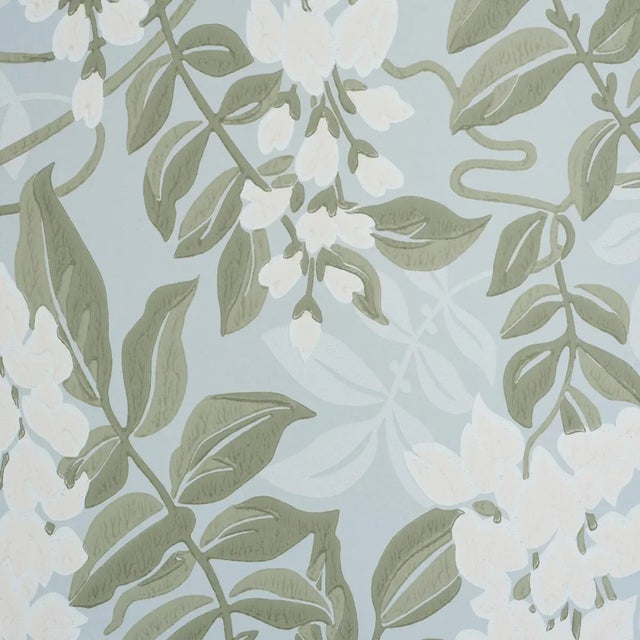 French Schumacher Lucia Wisteria Wallpaper In Sky For Sale - Image 3 of 5