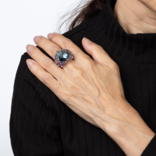 Blue Topaz Amethyst Cocktail Ring Sz 7 18k White Gold Flowers Vines Fine Jewelry For Sale In Los Angeles - Image 6 of 7