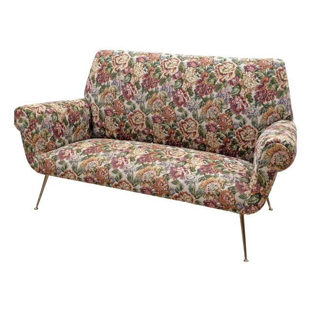 Mid-Century Modern Italian Sofa in thhe style of Gigi Radice for Minotti, 1950s For Sale