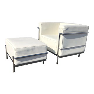 1980s Le Corbusier Lc3 Style White Leather Chair and Ottoman For Sale