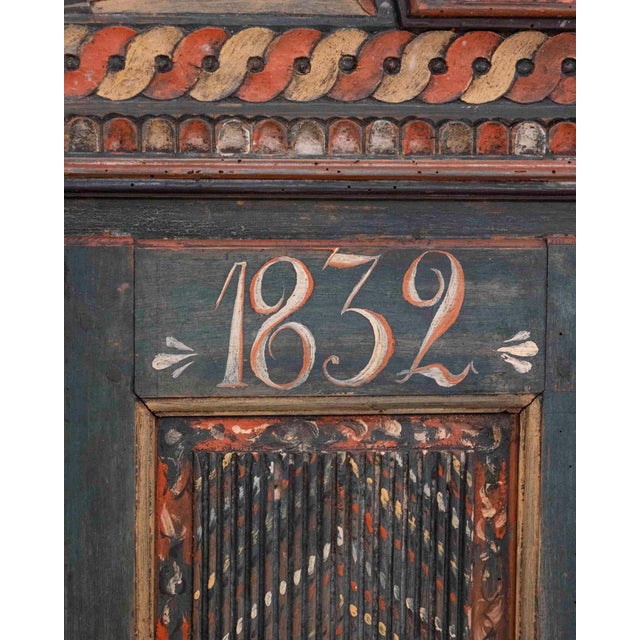 19th Century Painted Skåne Wall Cabinet with Reeded Doors, Sweden For Sale In Atlanta - Image 6 of 14