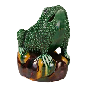 19th Century Chinese Porcelain Famille Verte Glazed Frog Figure