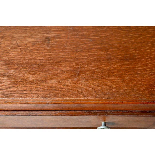 Chest of Drawers in Oak For Sale - Image 16 of 18
